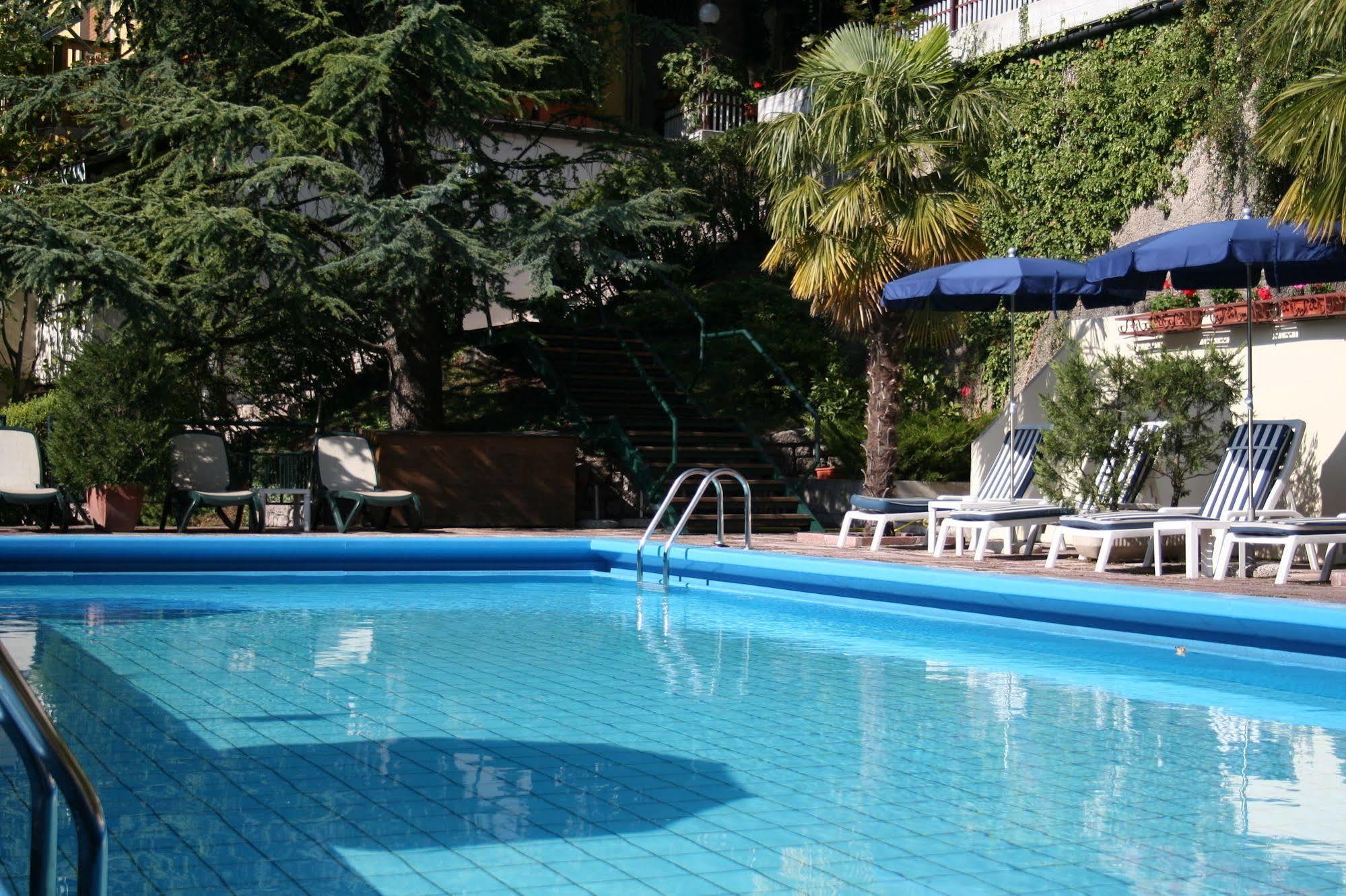 Hotel Miralago Molveno Exterior foto